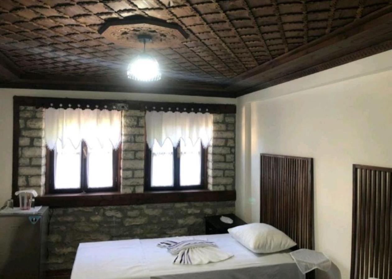 Miziriguesthouse Gjirokastër Екстериор снимка